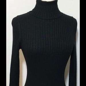 Merona: Black Long Sleeve Ribbed Turtle Neck.